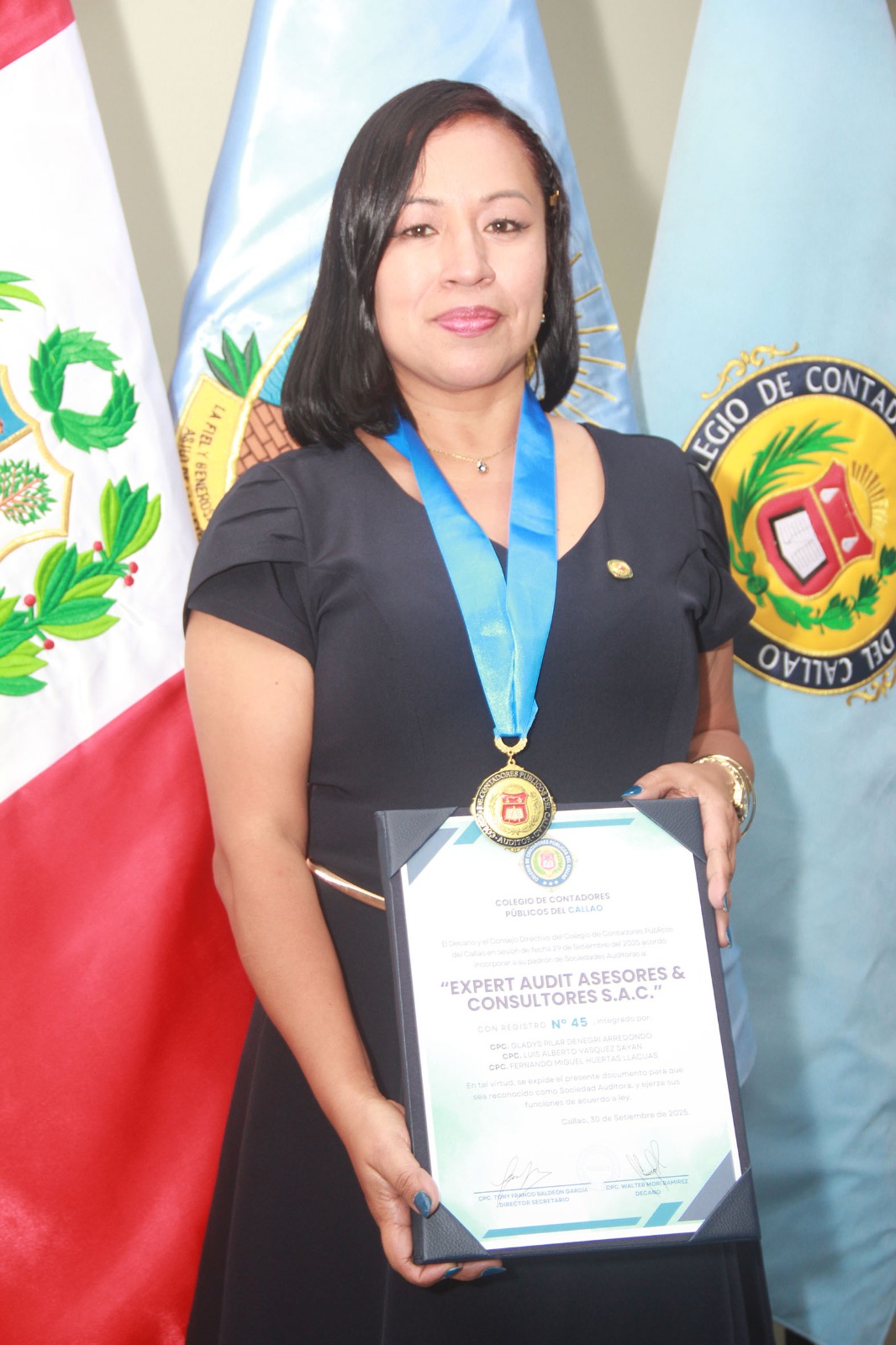 C.P.C Mg Gladys Pilar Denegri Arredondo